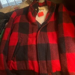 Buffalo plaid woolrich wool/polyester blend jacket large vintage